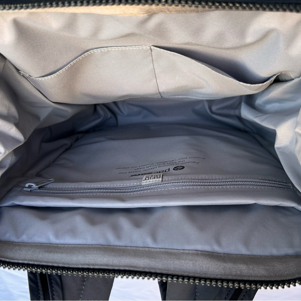 Pacsafe CX Anti-Theft Backpack - Picture 6 of 7